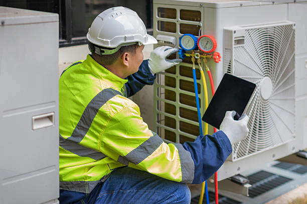 Professional Hvac Installation technician working in Woodhaven, NY